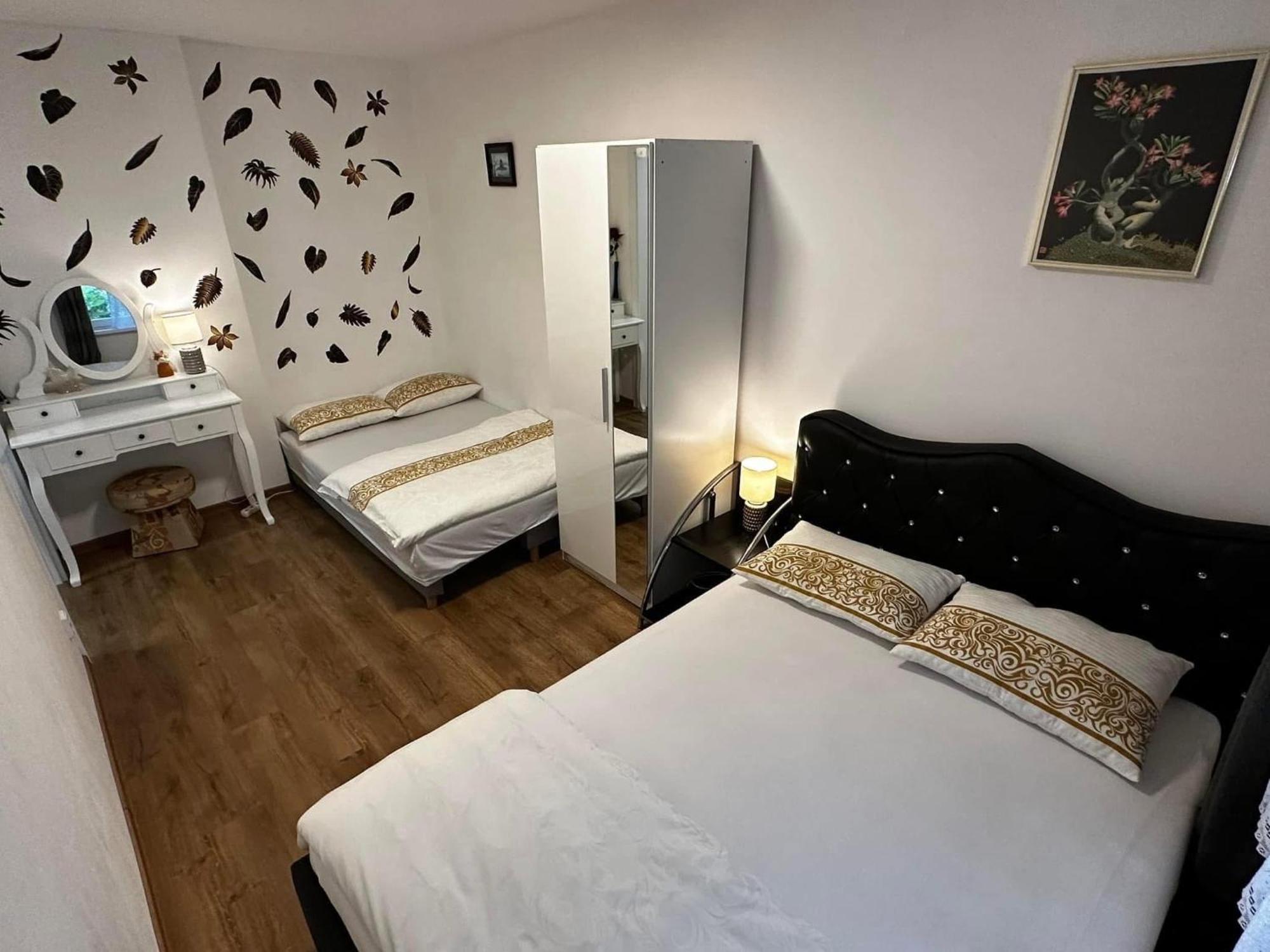 Cozy Sapa Stay Prague Exterior photo